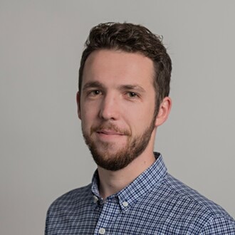 Picture of Robert Mackie