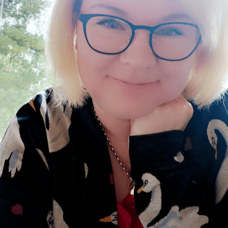 Kuva henkilöstä Tiina Saarikoski