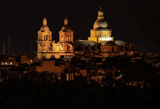 Nightlife-Malta-Valletta-Bar-Capital-City-Recruit4Work.png