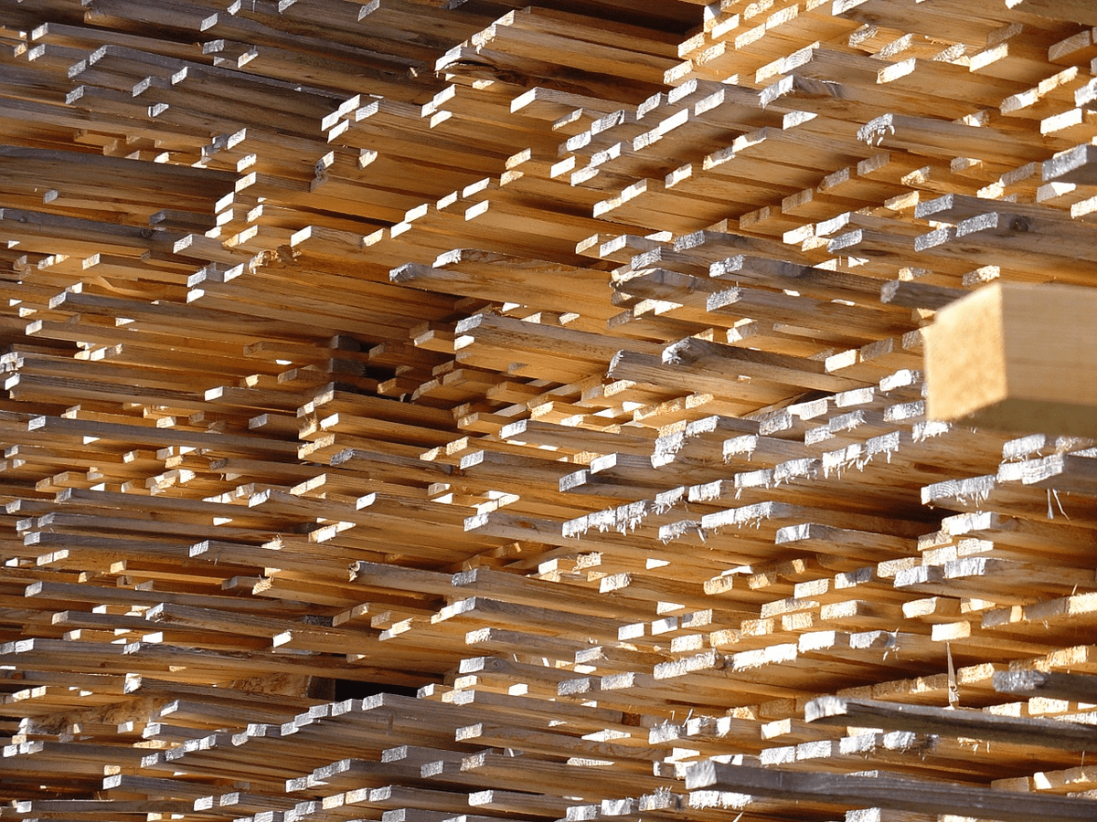 firewood-702641_1280.jpg