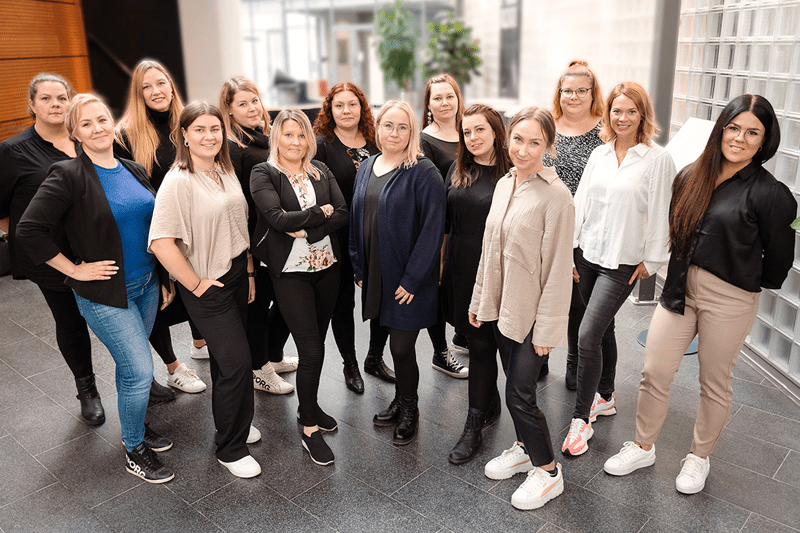 Attendon rekrytoinnin yhteyshenkilöt yhteiskuvassa