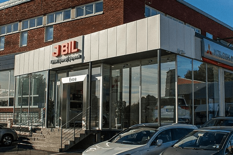 J BIL Vällingby från utsidan